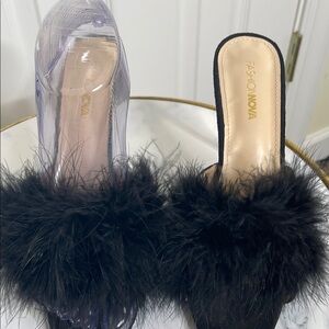 Fashion Nova Black Feathered Women's Shoes Sz 8.5